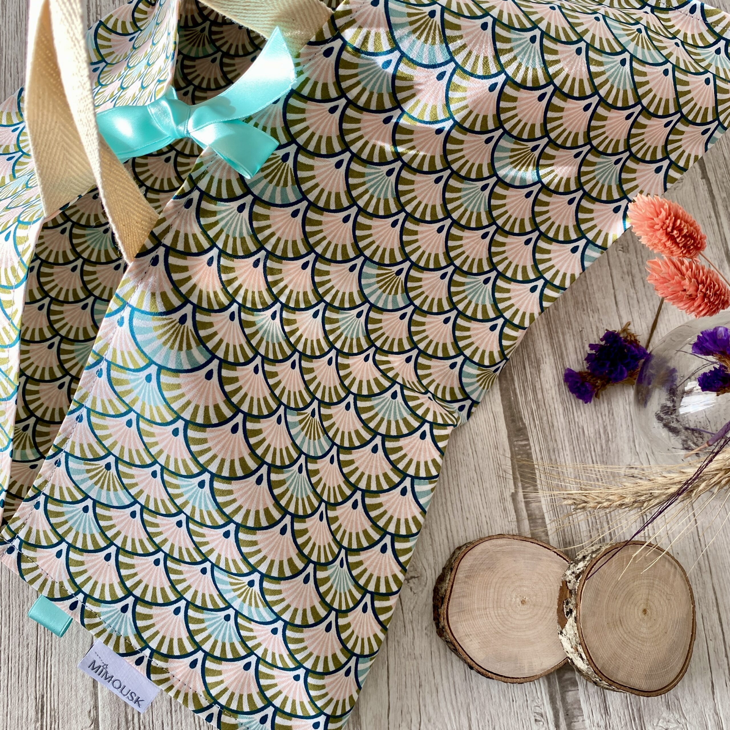Sac à tarte / motif art déco éventails, rose bleu vert