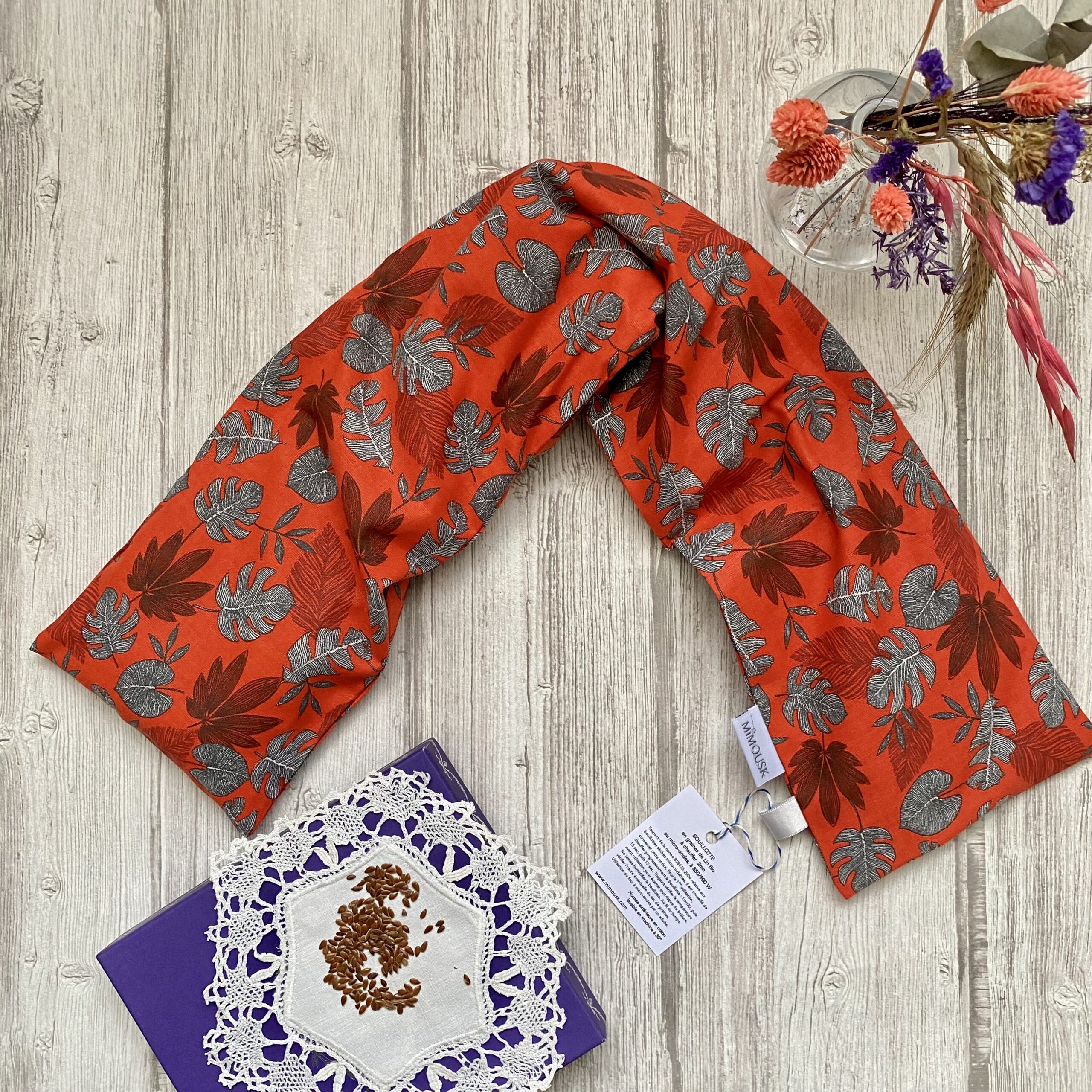 Bouillotte longue XL pour cervicales en graines de lin bio/ feuilles Kanna / brique